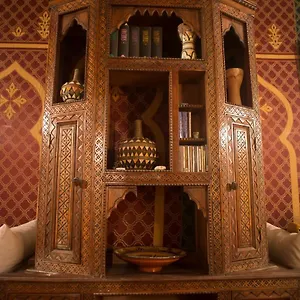 Mina Riad